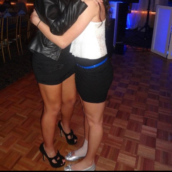 Black stripe pencil skirt - Picture 3 of 3